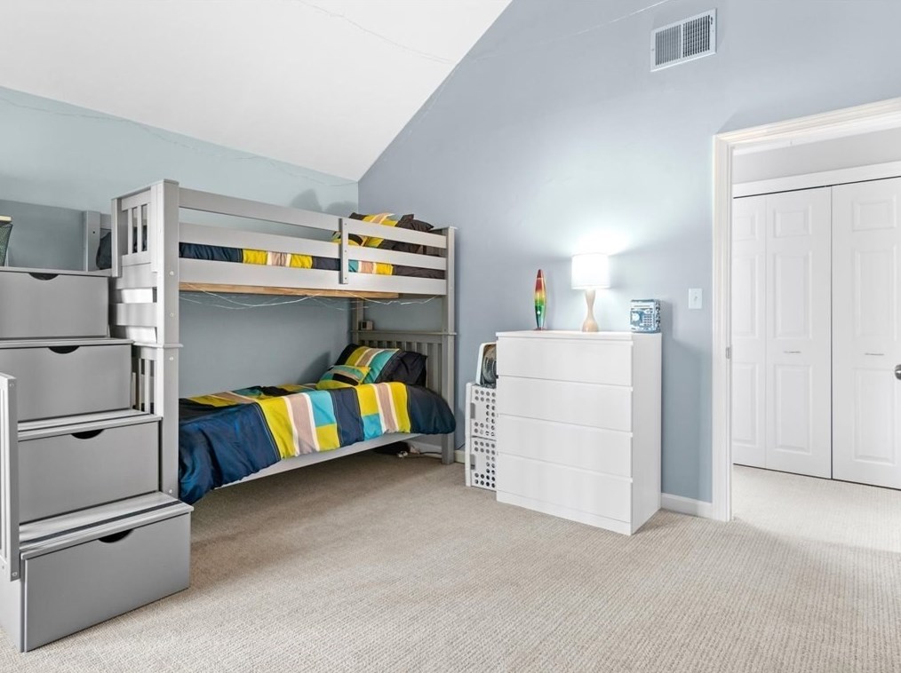 1 Trout Farm Ln, Duxbury MA 02332-4609 exterior