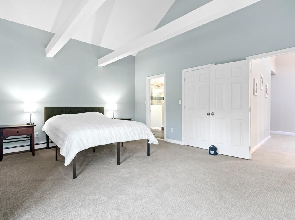 1 Trout Farm Ln, Duxbury MA 02332-4609 exterior