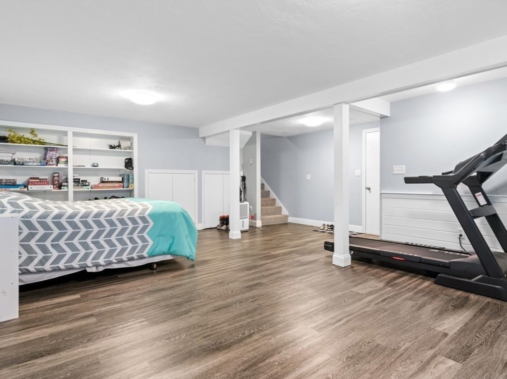 1 Trout Farm Ln, Duxbury MA 02332-4609 exterior