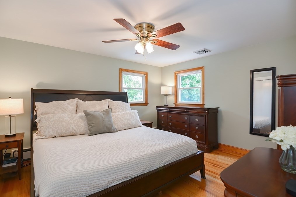 19 Anderson Dr, Methuen MA 01844-7401 exterior