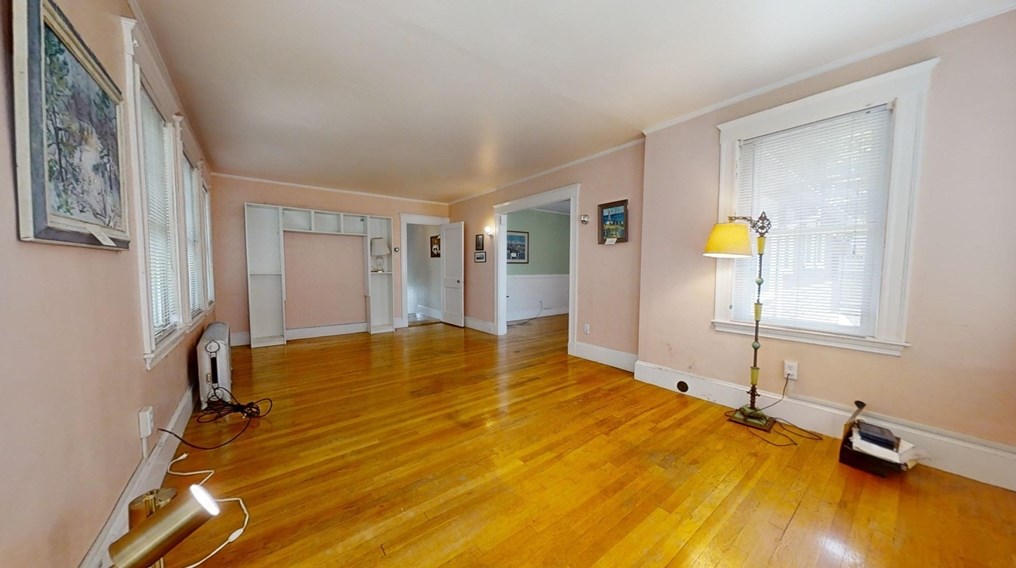 26 Bradford Rd, Watertown MA  02472-3309 exterior