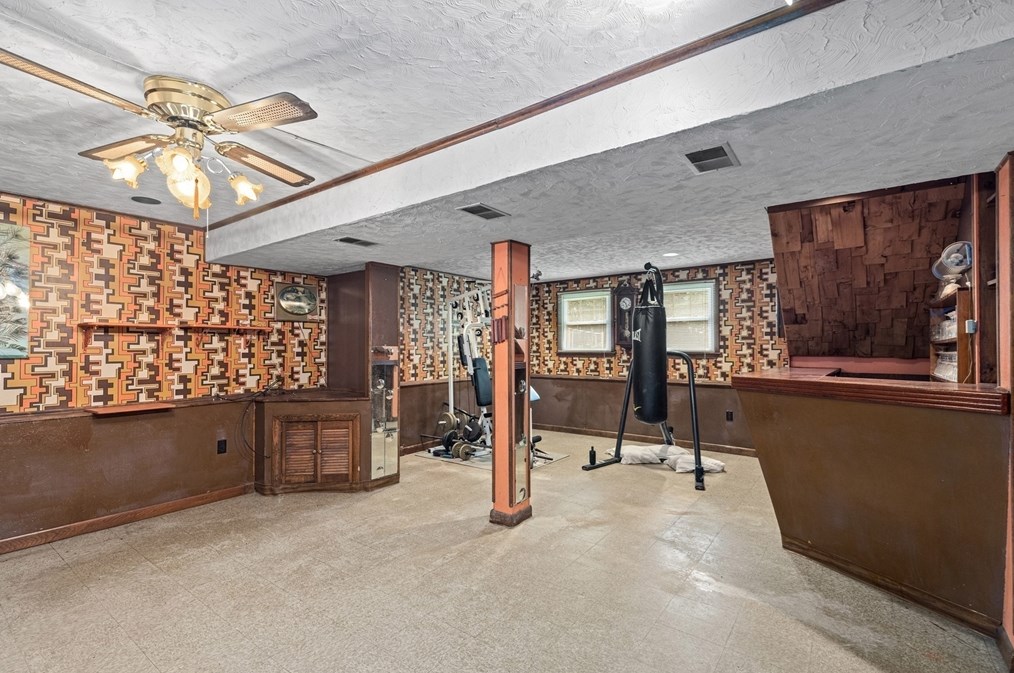 19 Druid Hl Ave, Randolph MA 02368-5432 exterior