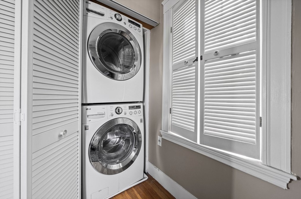 111 Shr Ave, Quincy MA 02169-2406 exterior