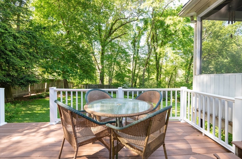 304 St, Haverhill MA 01833-1213 exterior