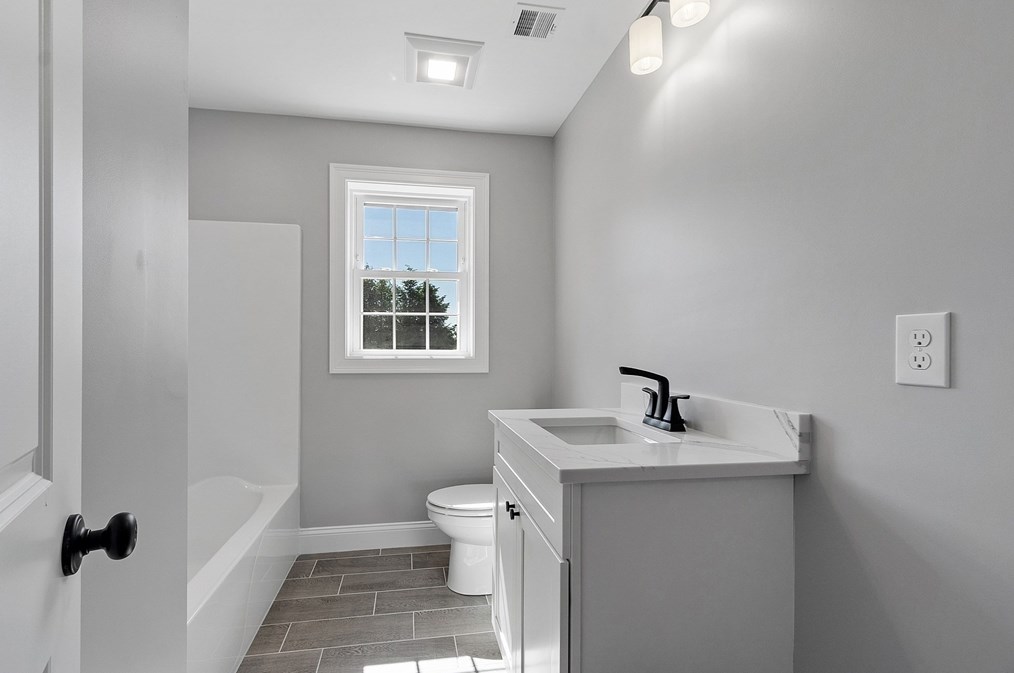 39 Will Thompson Way, Fitchburg MA exterior