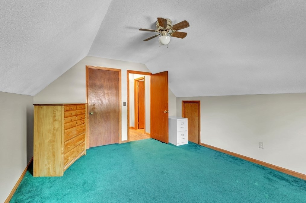 17 Ware St, Palmer MA  01069-1556 exterior