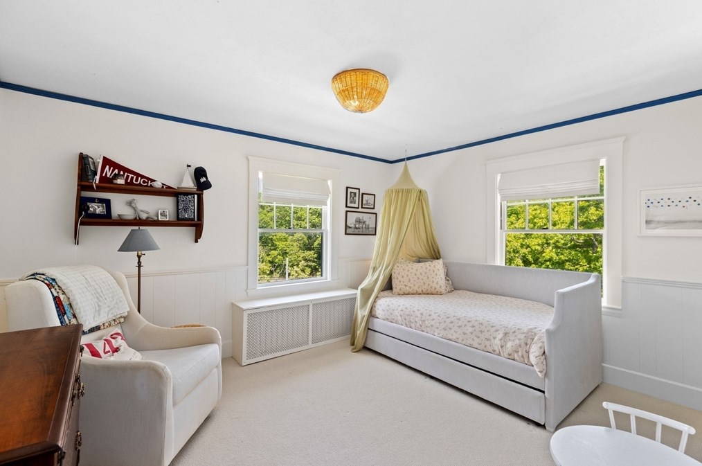 17 Atlantic Ave, Cohasset MA  02025-1802 exterior