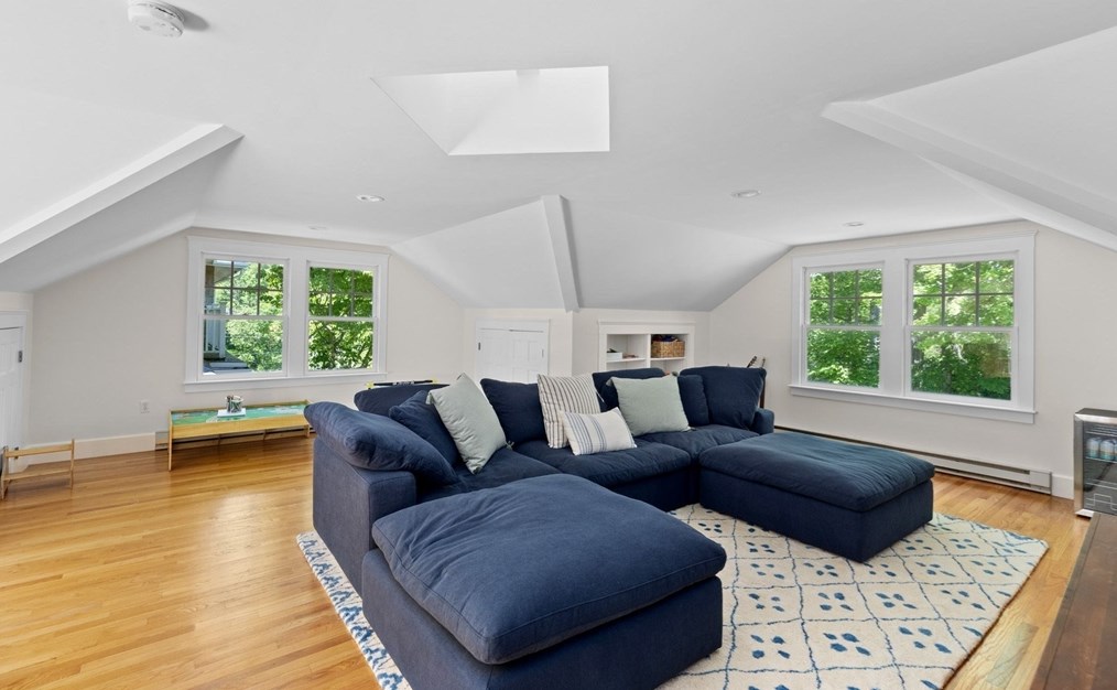 17 Atlantic Ave, Cohasset MA  02025-1802 exterior