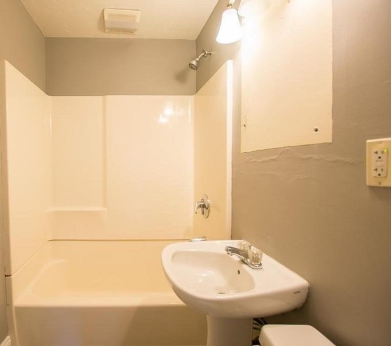 75 Hammond St, East Bridgewater MA  02324-1610 exterior