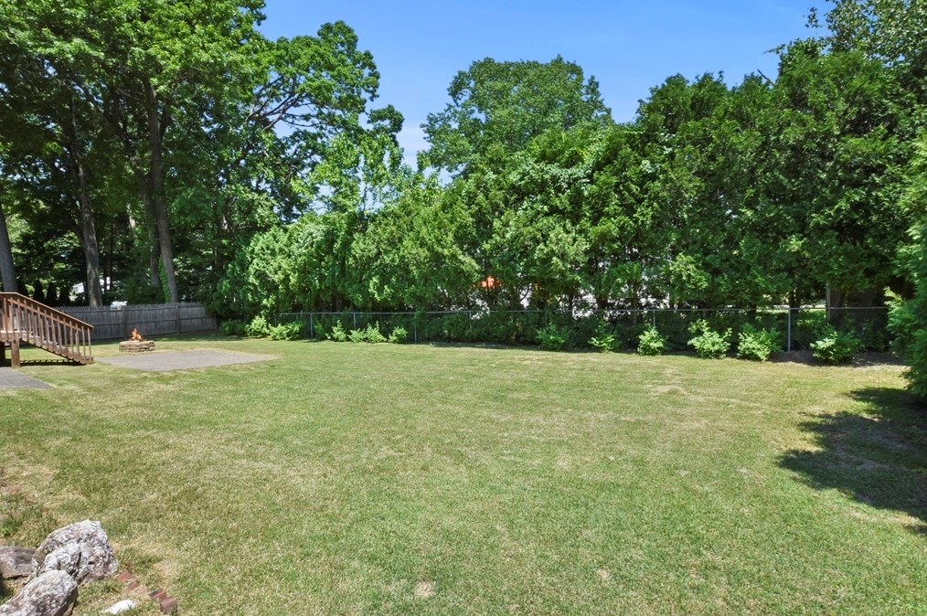 107 Albemarle Rd, Springfield MA 01106-2603 exterior