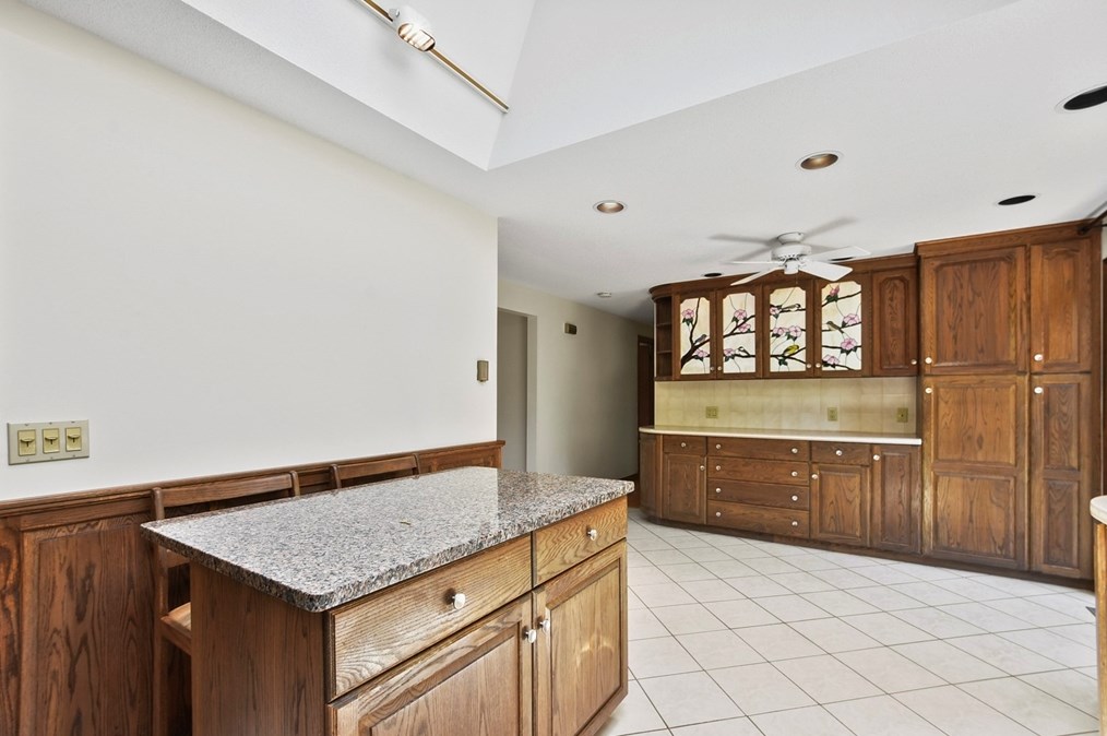 107 Albemarle Rd, Springfield MA 01106-2603 exterior