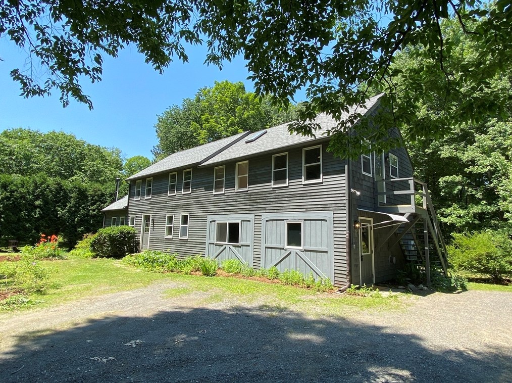 26 Gunn Rd, Montague, MA 01351