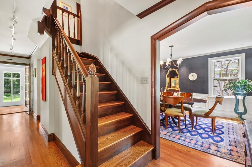 20 Royal Rd, Belmont MA 02478-2459 exterior