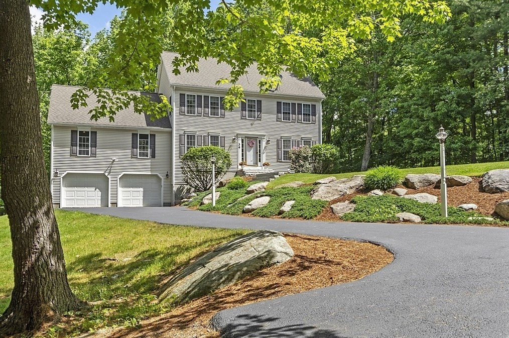 34 Ball Hill Rd, Princeton, MA 01541