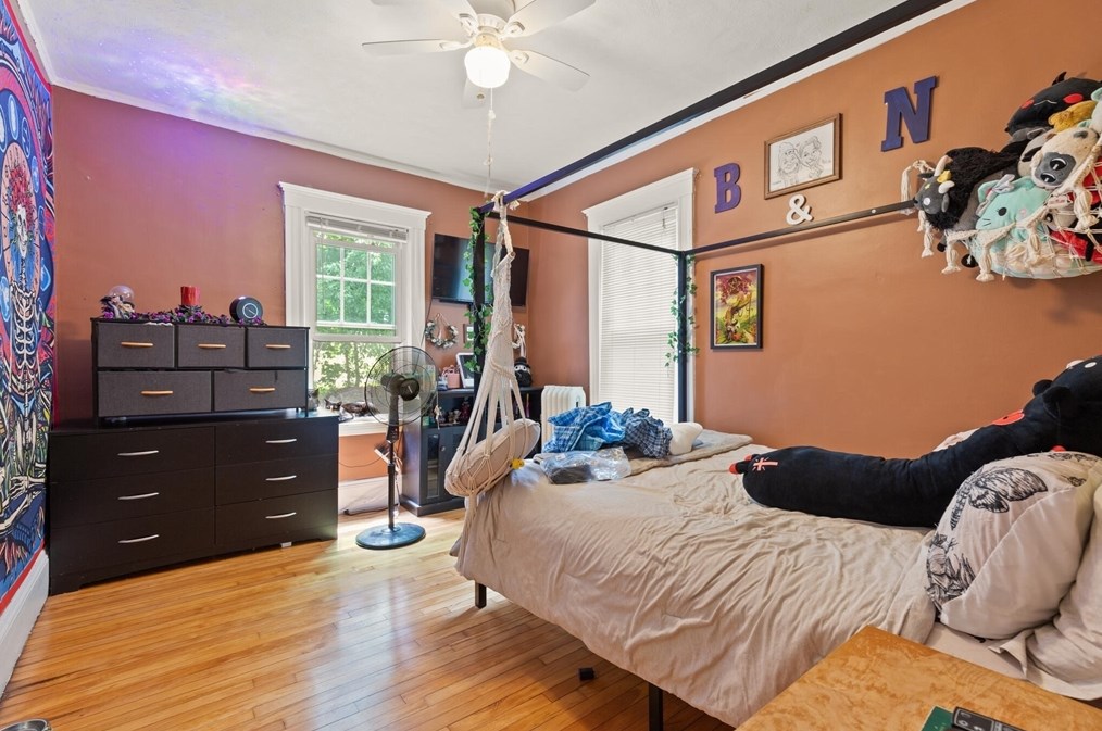 212 Maplewood St, Watertown MA  02472-1302 exterior