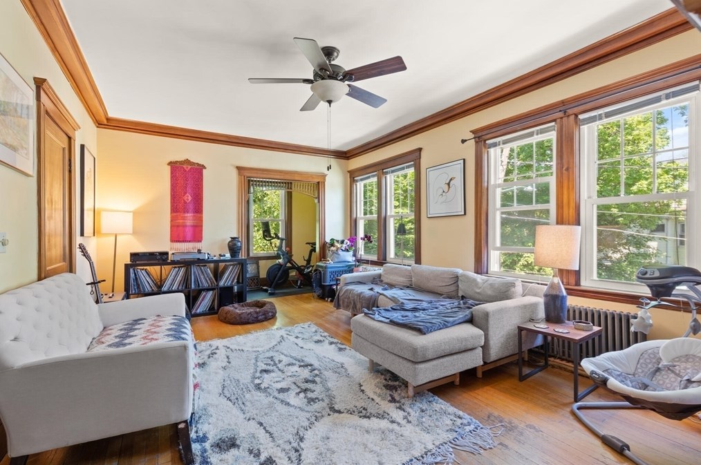 212 Maplewood St, Watertown MA  02472-1302 exterior