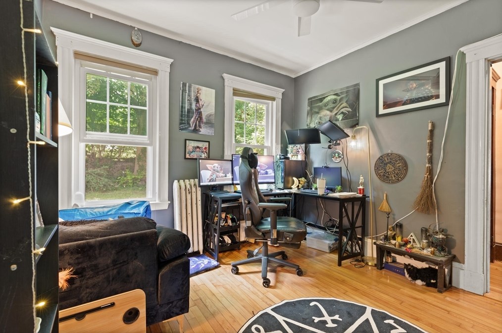 212 Maplewood St, Watertown MA  02472-1302 exterior