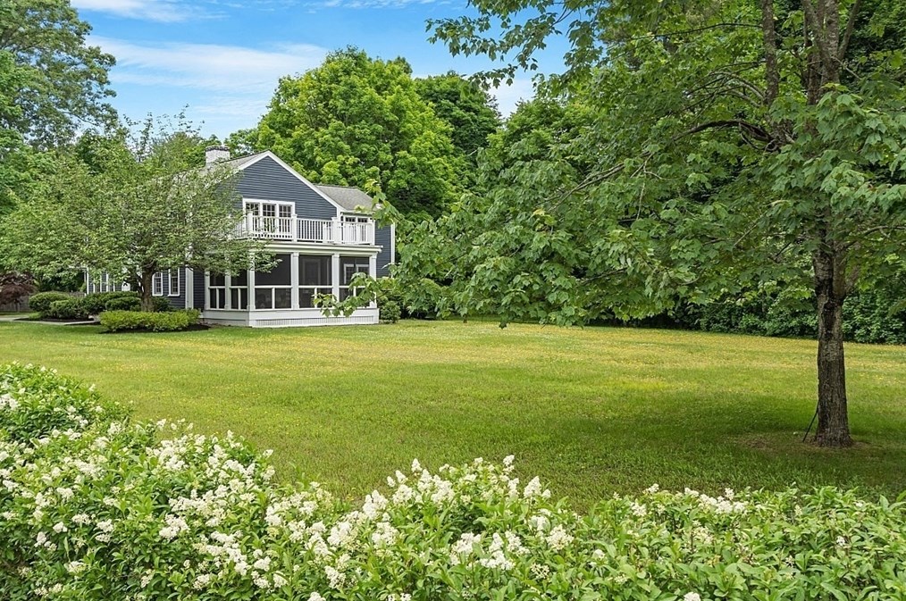 200 Nashoba Rd, Concord, MA 01742 exterior
