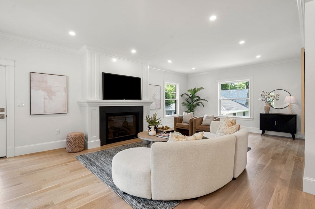 45 Sewall St, Newton MA 02465-2613 exterior