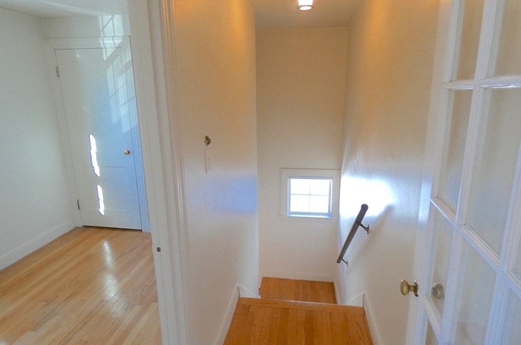 125 Waban St, Newton MA 02458-1412 exterior