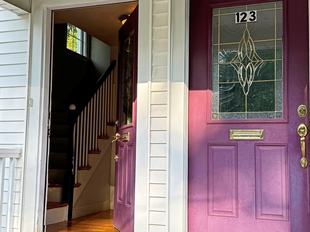 125 Waban St, Newton MA 02458-1412 exterior