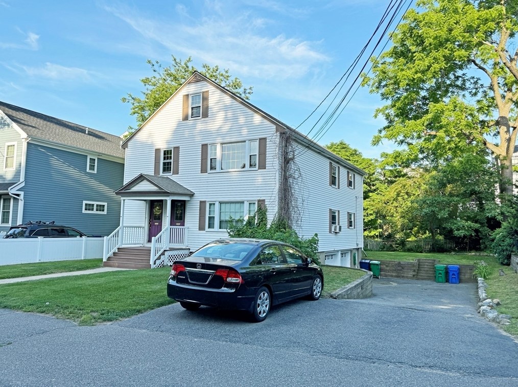 125 Waban St, Newton MA 02458-1412 exterior