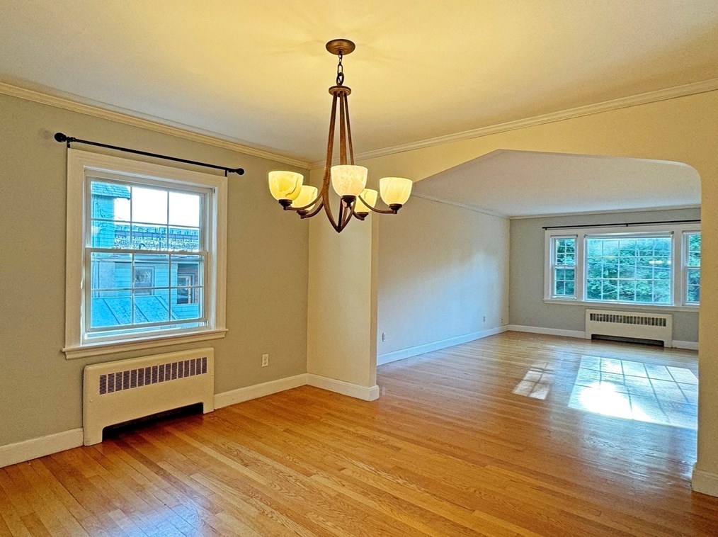 125 Waban St, Newton MA 02458-1412 exterior