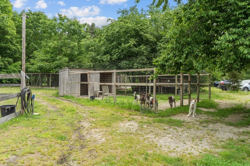 1920 Elm St, Dighton MA 02715-1237 exterior