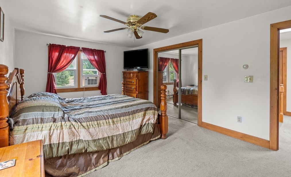 1920 Elm St, Dighton MA 02715-1237 exterior