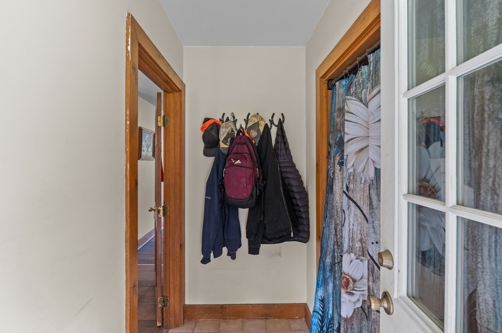 1920 Elm St, Dighton MA 02715-1237 exterior