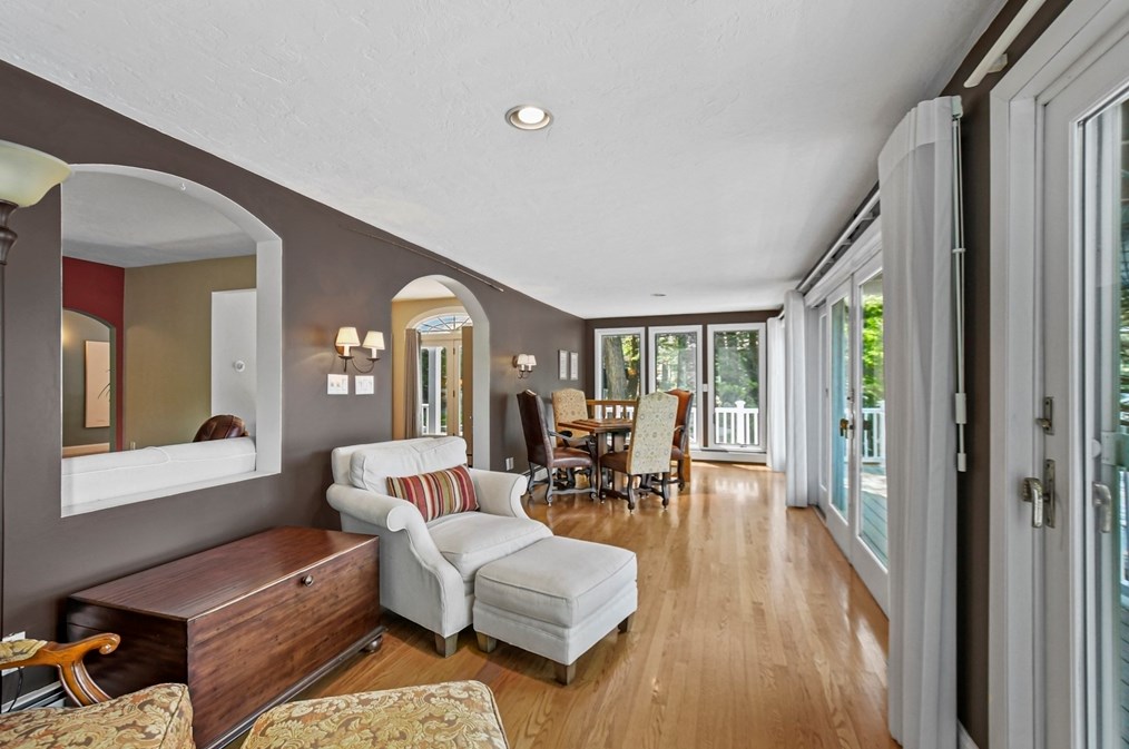 67 Bennetts Rd, Sturbridge MA  01566-1402 exterior