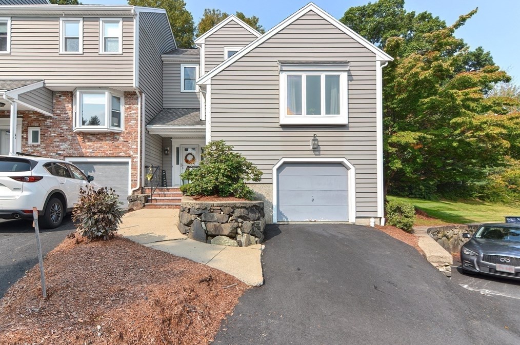 84 Walpole St, Canton MA  02021-1899 exterior