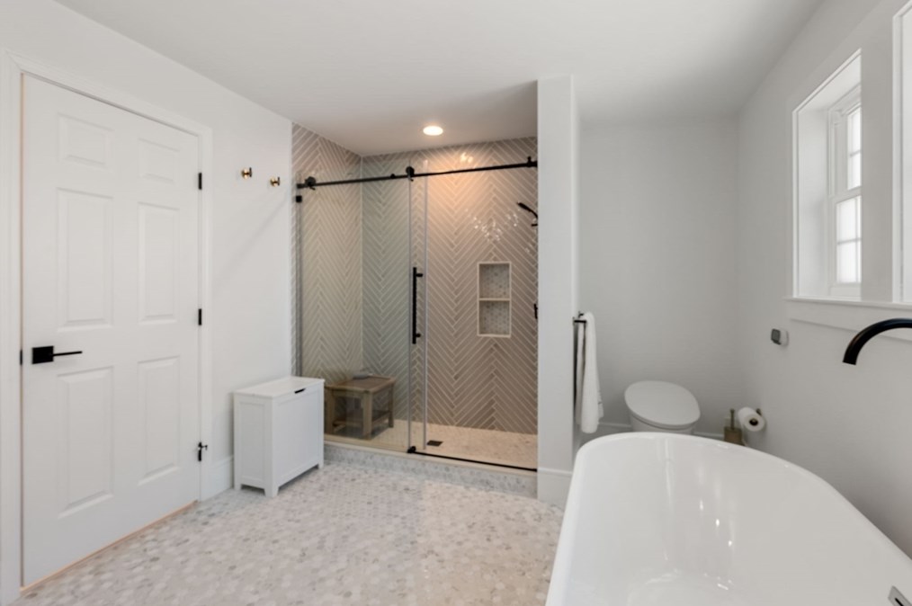 148 Lexington St, Newton MA 02466-1307 exterior