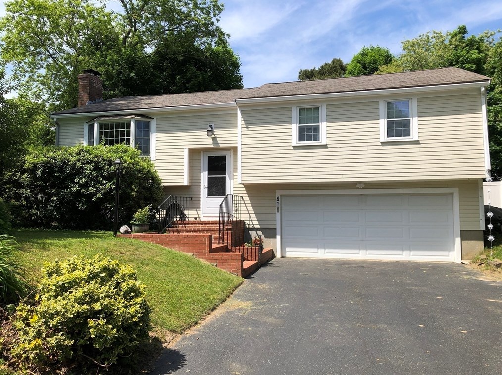 8 Eel Riv Cir, Plymouth MA 02360 exterior