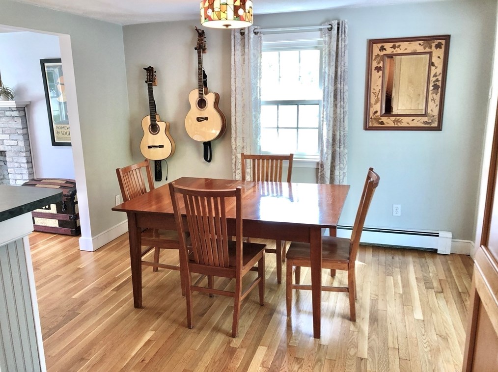 8 Eel Riv Cir, Plymouth MA 02360 exterior