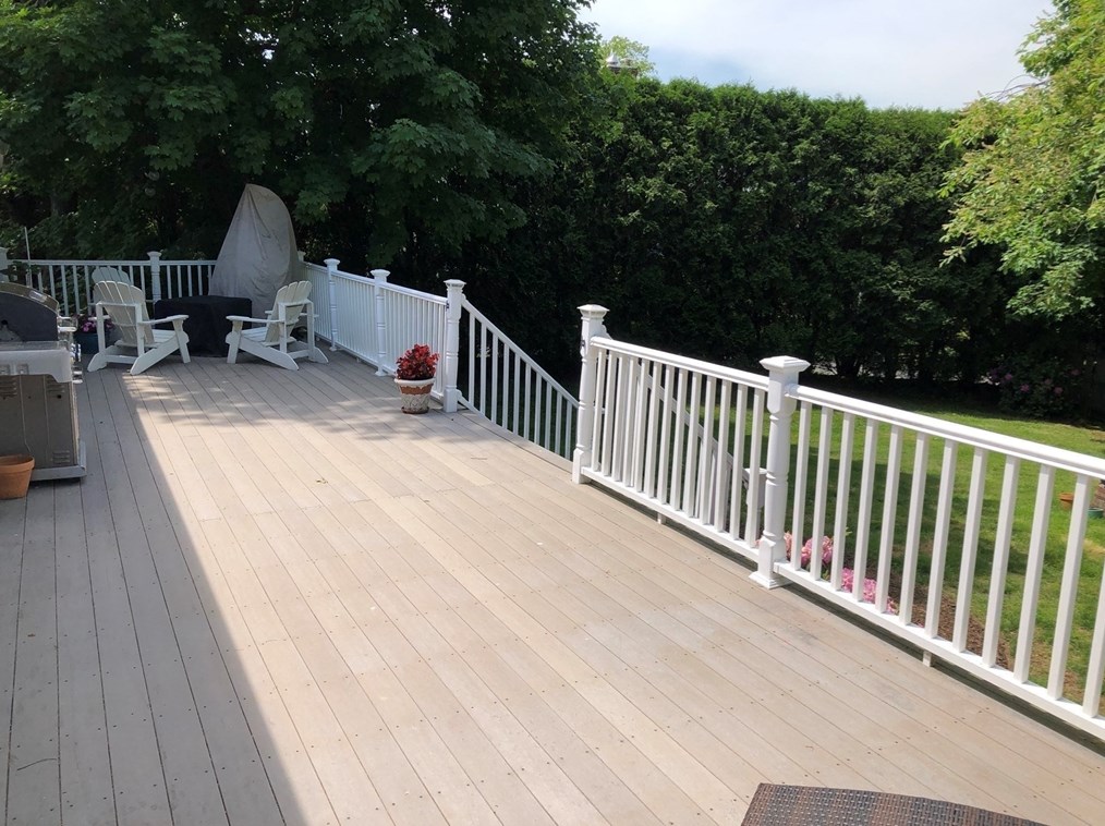 8 Eel Riv Cir, Plymouth MA 02360 exterior