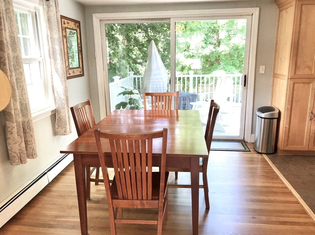 8 Eel Riv Cir, Plymouth MA 02360 exterior