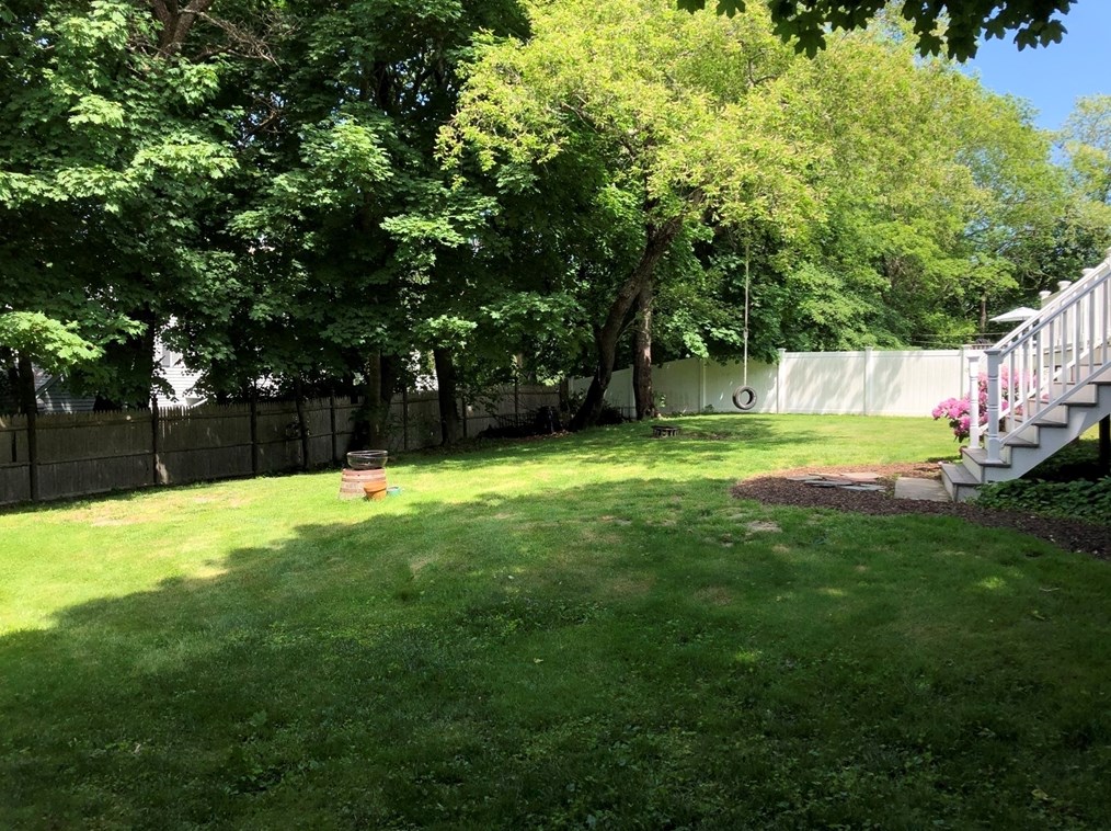 8 Eel Riv Cir, Plymouth MA 02360 exterior