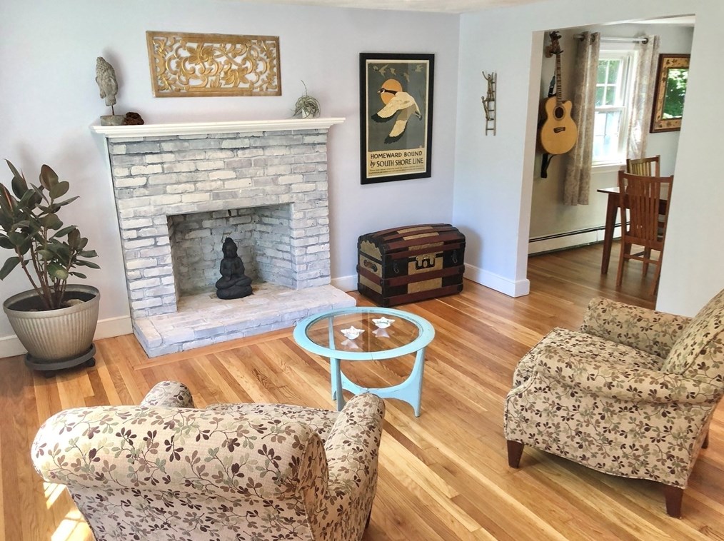 8 Eel Riv Cir, Plymouth MA 02360 exterior