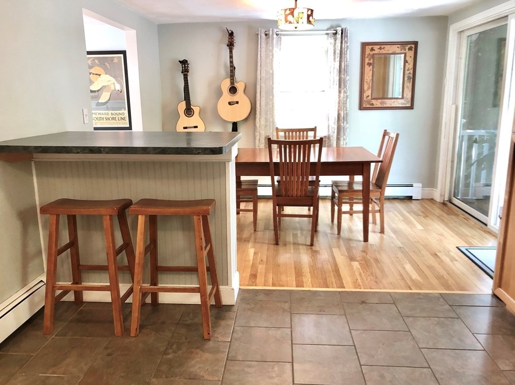 8 Eel Riv Cir, Plymouth MA 02360 exterior