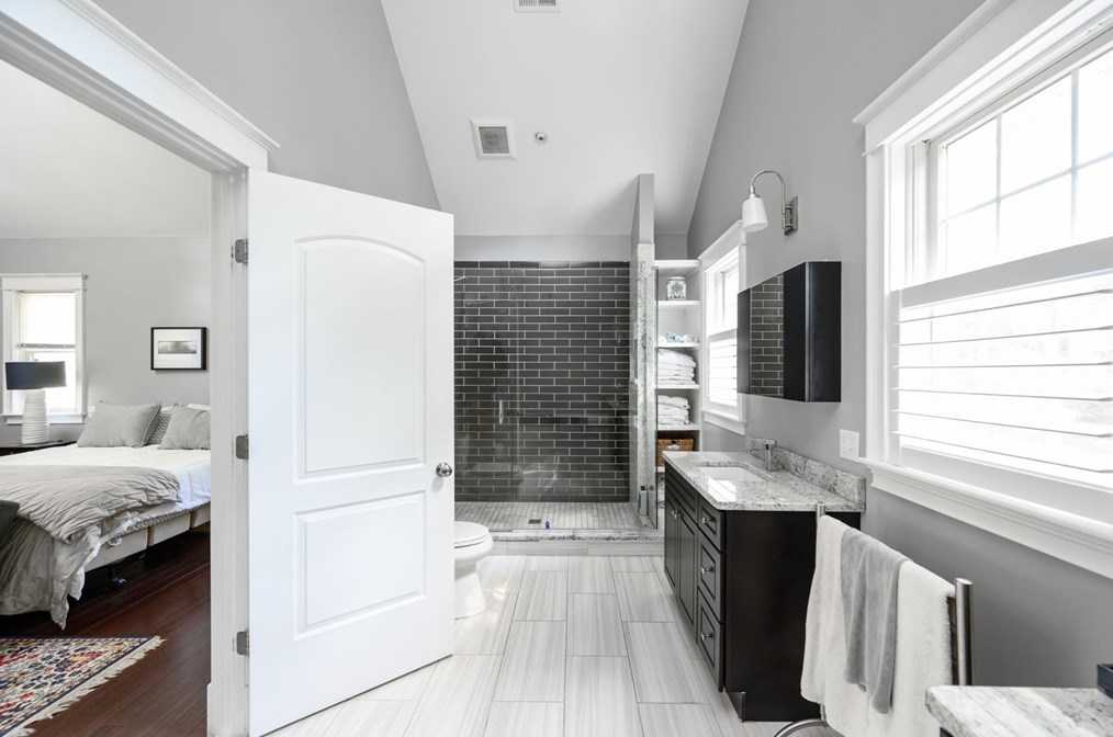 75 Popes Ln, Hingham MA 02043-2902 exterior