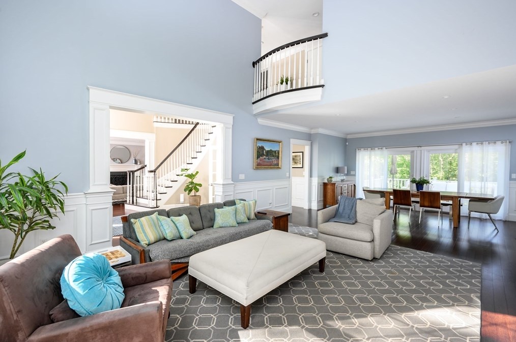 75 Popes Ln, Hingham MA 02043-2902 exterior