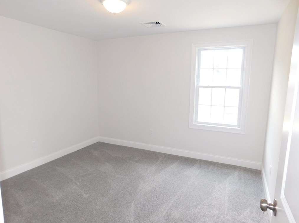 115 Winthrop St, Rehoboth MA 02769-2605 exterior