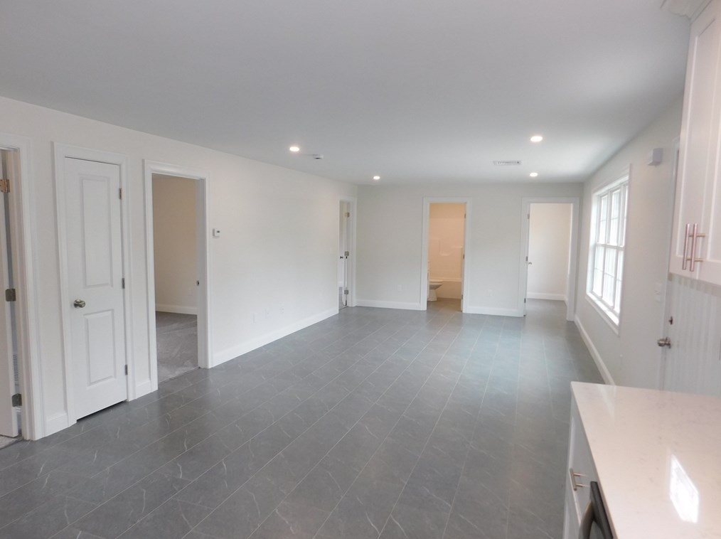 115 Winthrop St, Rehoboth MA 02769-2605 exterior