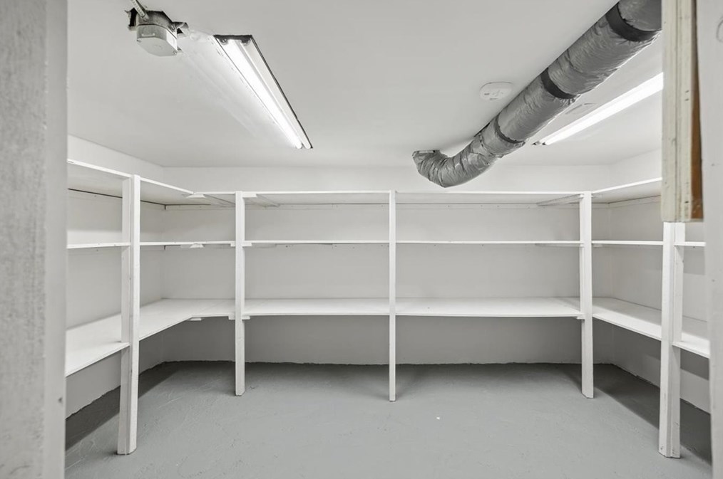 36 Broadway, Stoughton MA 02072-3006 exterior