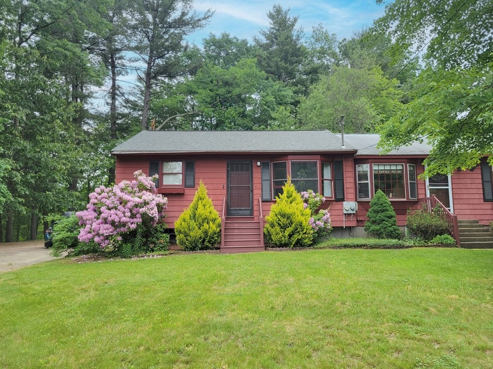 14 Concord Rd, Westford, MA 01886 exterior