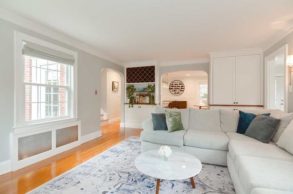 1133 Brook Rd, Milton MA  02186-4117 exterior