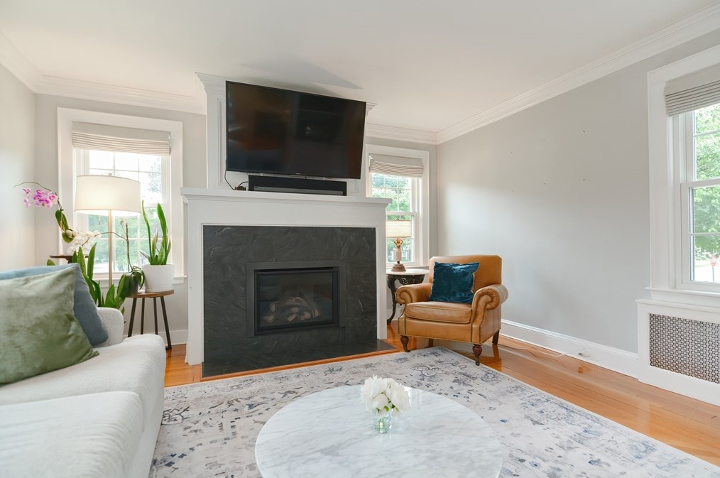 1133 Brook Rd, Milton MA  02186-4117 exterior