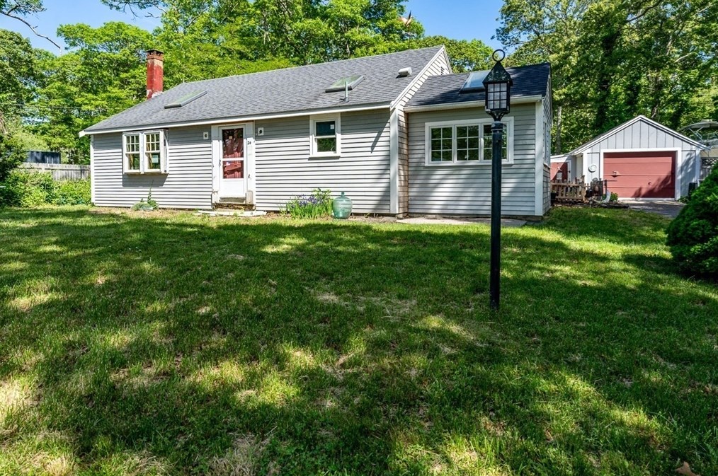 24 Lowell Dr, Orleans, MA 02653