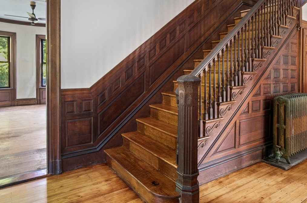 187 Howard St, West Bridgewater MA 02379-1710 exterior